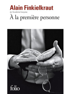 à la première personne