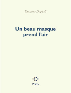 Un beau masque prend l'air